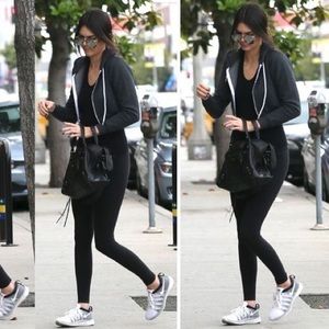 Nike Women’s Flyknit Lunar 2